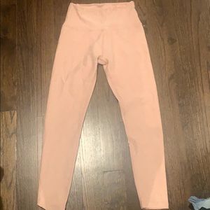 Beyond yoga medium leggings